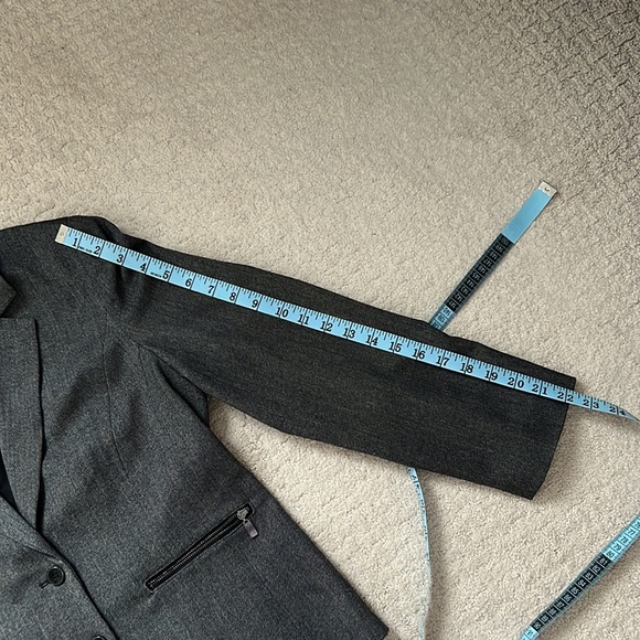 Designer Jacket - Picture 15 of 15